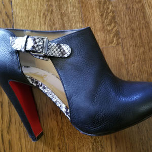 Christian Louboutin Size 8.5
